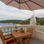 Villa Stonehouse 2