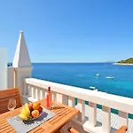 Villa Stonehouse 2